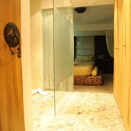 Merona 3*