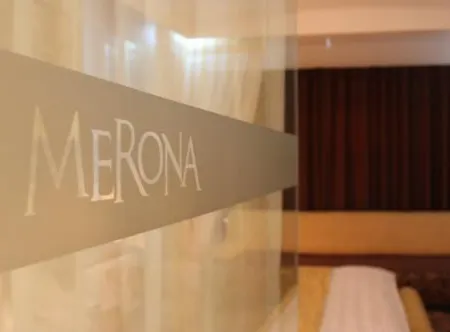 Merona